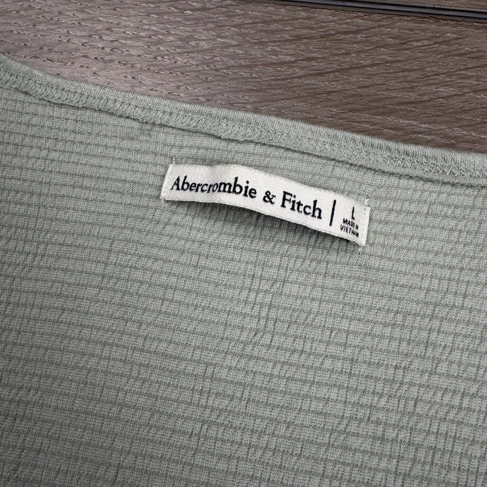 Abercrombie & Fitch Womens Top Smocked Tie Front Puff Sleeve Sage Green Large